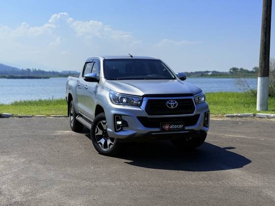 TOYOTA HILUX 2.8 SRX 4X4 CD 16V DIESEL 4P AUTOMÁTICO